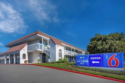 스튜디오 6 스위츠 카르피테리아, CA–산타 바바라 - 사우스