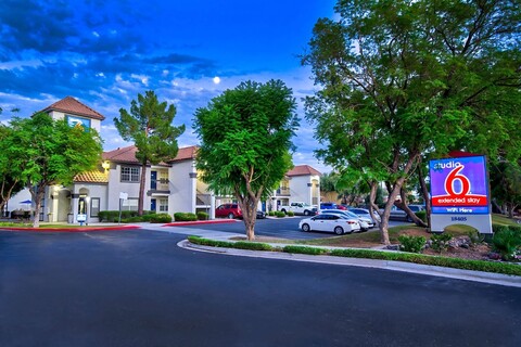 스튜디오 6 디어 밸리