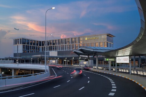 샹그릴라 홍차오 공항, 상하이