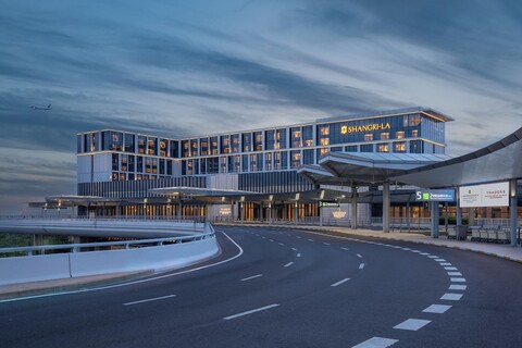 트레이더스 홍차오 공항, 상하이