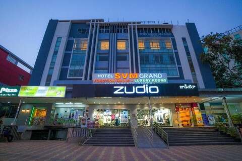 Hotel SVM Grand Ramanthapur