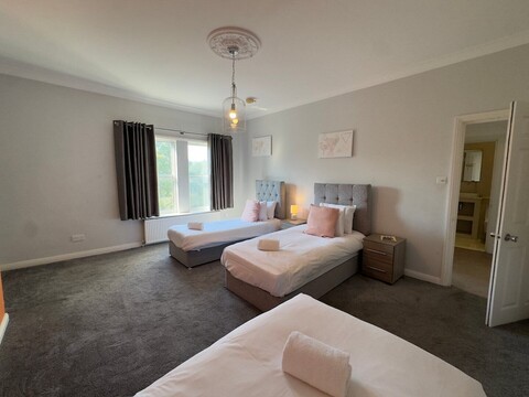 그레이트 뷰, 일링 하이츠