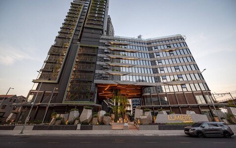 라라 웨스트 타워, 루미에르 리버사이드