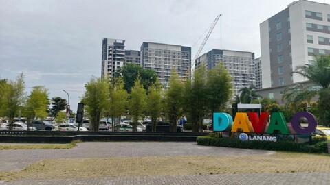 Onelakeshore Drive back of SM Czarie de Villa