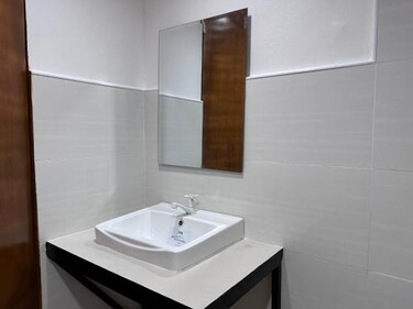 Capitol Tourist Inn 2026