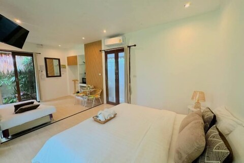 The Bora Bora - Bed and Dream