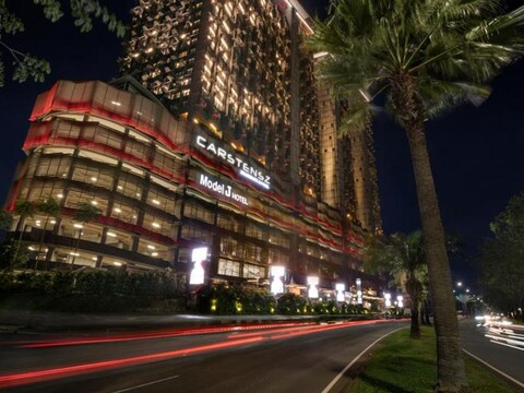 Model J Hotel BSD Carstensz