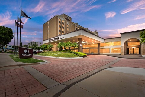 더블트리 바이 힐튼 휘티어 로스엔젤레스