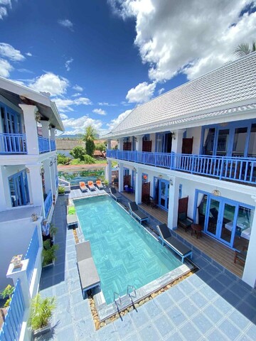 Sadakham Royal View Hotel