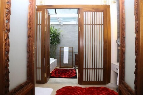 Ancient City Old Courtyard Boutique Hotel