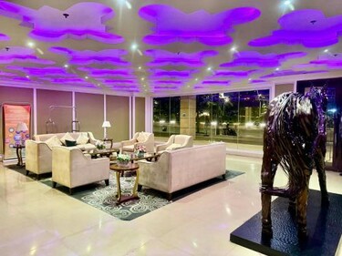 Staycation near MOA at Monarch