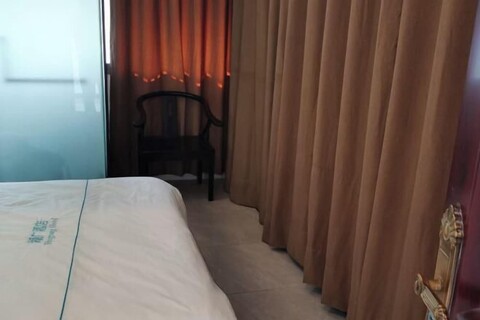 Vientiane Huguang Hotel