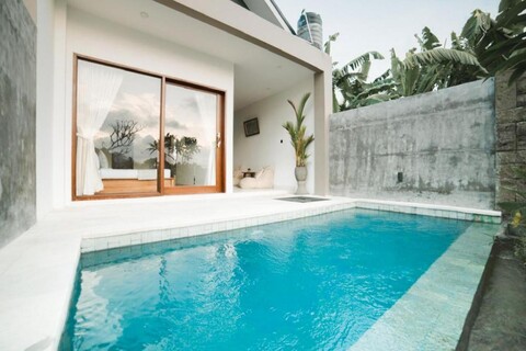 더 라바나 빌라 우마 아딧