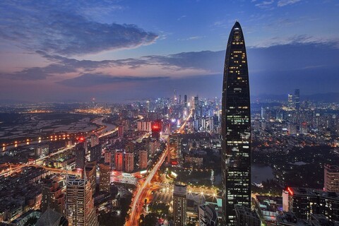 세인트 레지스 선전