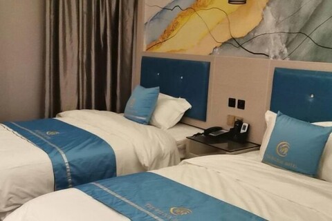 Wei'erdun Hotel (Shenzhen Bao'an Lingzhi Metro Station)