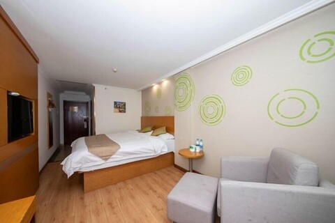GreenTree Inn (Yangzhou Hanjiang Development Zone University City)
