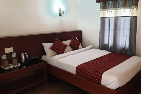 Chitwan Park Resort