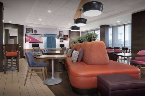 홈2 스위트 바이 힐튼 피닉스 챈들러