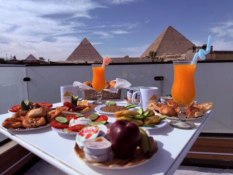 로칸다 피라미드 뷰