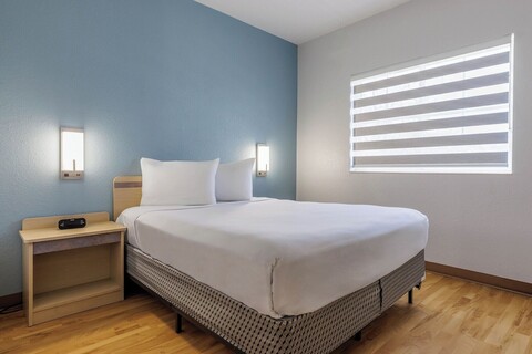 스튜디오 6 미시소거, 온타리오 - 토론토