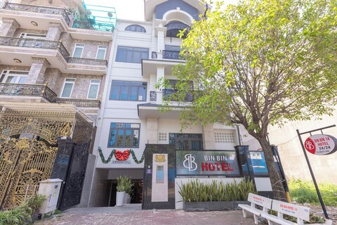 빈 빈 호텔 14 - V스타 학교 D7 근처