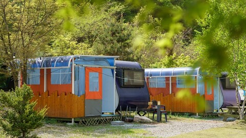 춘천 자유인의 스파 카라반