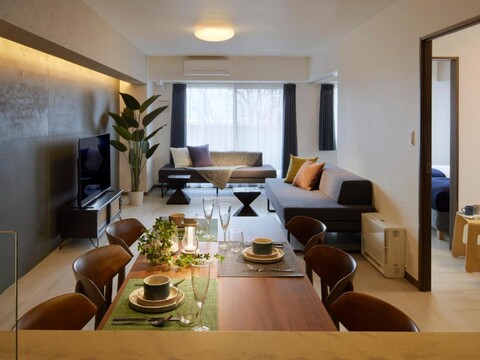 민 기타히로시마 스테이션 이스트