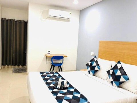 Hotel White Ridge - KPHB (Opp JNTU)
