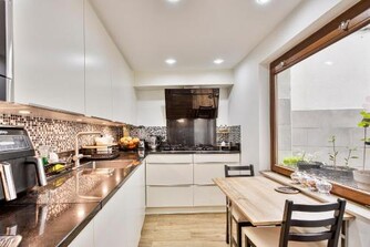 Chambres et appartement dans un immeuble