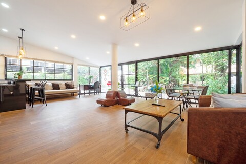 더 원 사바이 리빙