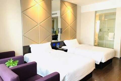 Orange Hotel (Wuxi Oufeng Street Huishan Ancient Town Branch)