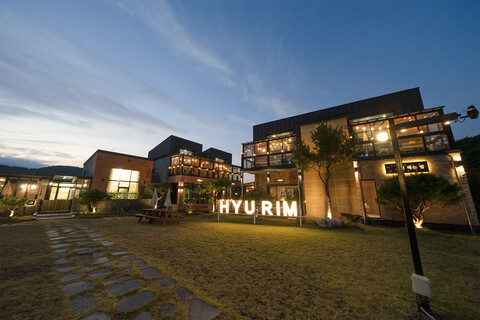 경주 휴림풀빌라독채펜션