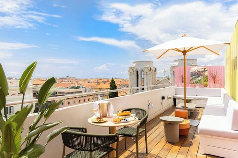 니스 센터 호텔