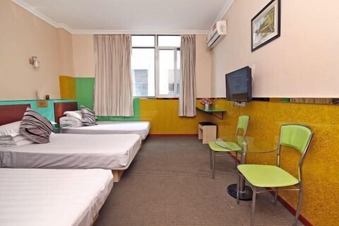 Xiangfu Hostel (Shanghai Wuning Road)