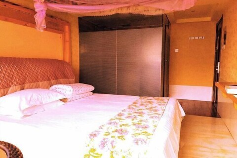 Baihequan Hotel