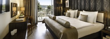 레미센스 카사 벨 모레토, 데판단사