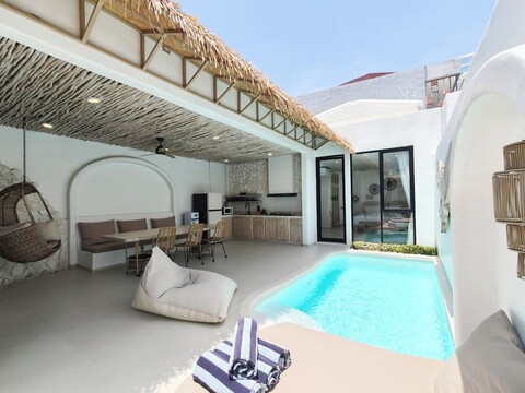 빌라 아우로라, 울루와투