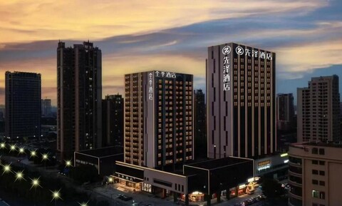 시안저 호텔-광저우 노스 스테이션 화두 오토 시티 메트로 스테이션 브랜치