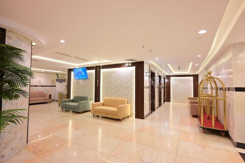 위팩 알누자 호텔