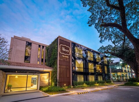 The Henry Glass House Clark