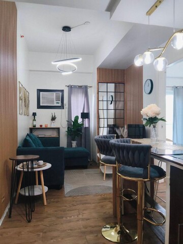 풀리 퍼니시드 1베드룸 콘도 에어포트 근처