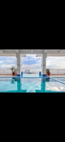 에셀스 컴피 플레이스