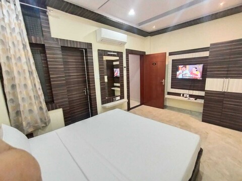 호텔 난디니 팰리스