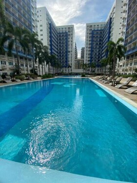 Stern Home Stay at Sea Residences