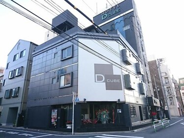 HOTEL DCUBE