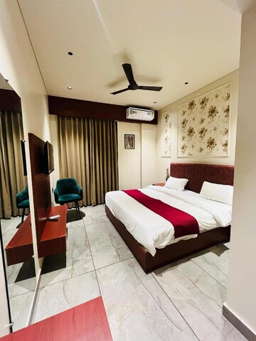 Hotel Maharaja 2
