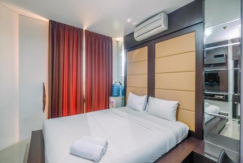 Best Deal Studio Apartment at Mangga Dua Residence
