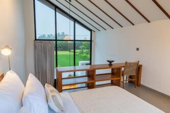 나나 니나 우붓