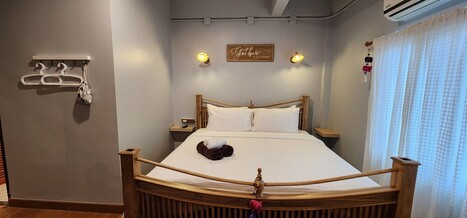 치앙마이 워킹 스트리트 홈