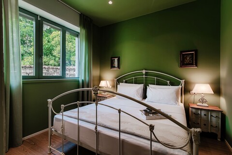 홈 쓰리 컬러스